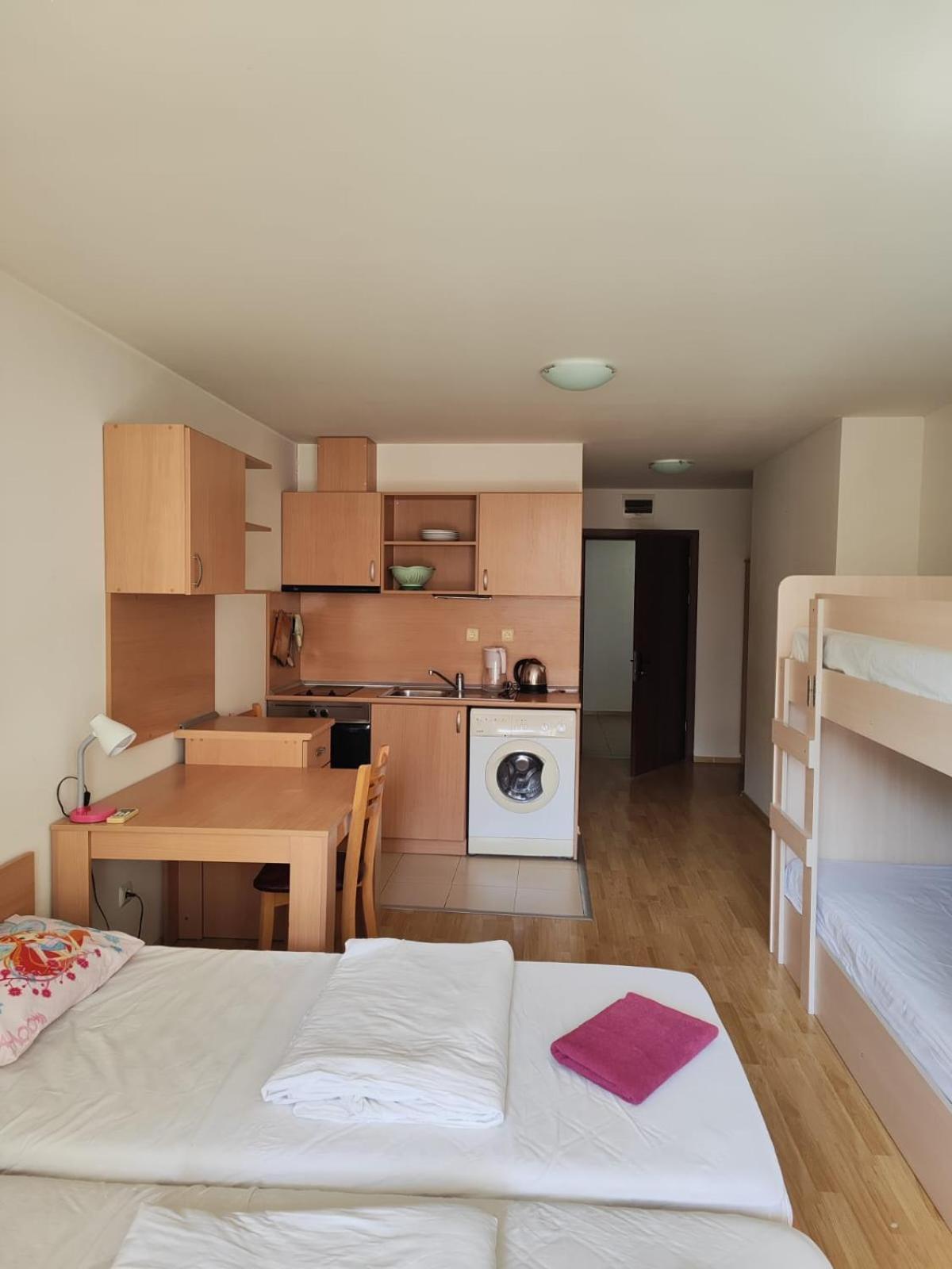 Alexandr Apartments Vigo נסבר מראה חיצוני תמונה